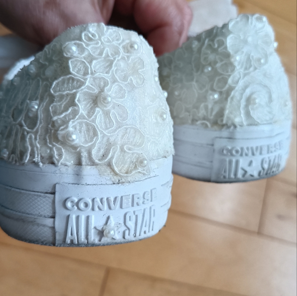 Converse Custom Wedding Lace & Pearls Bridal Sneakers Size 9 White - Picture 8 of 16